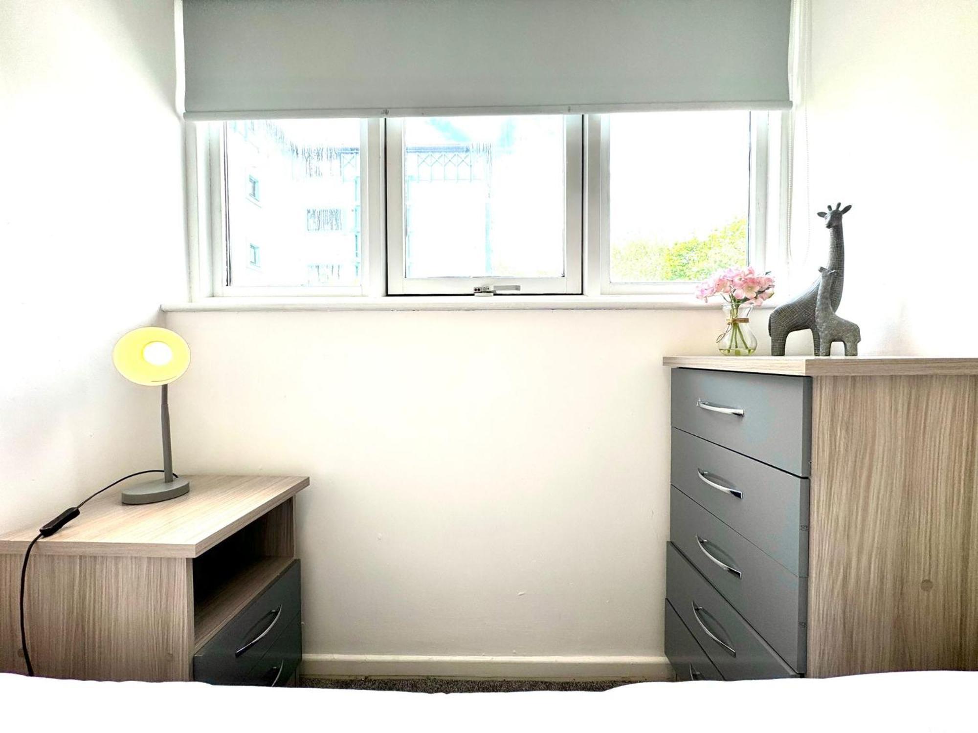 The Alnham, Large 3 Bed Apartment, Close To The City นิวคาสเซิล อะพอน ไทน์ ภายนอก รูปภาพ