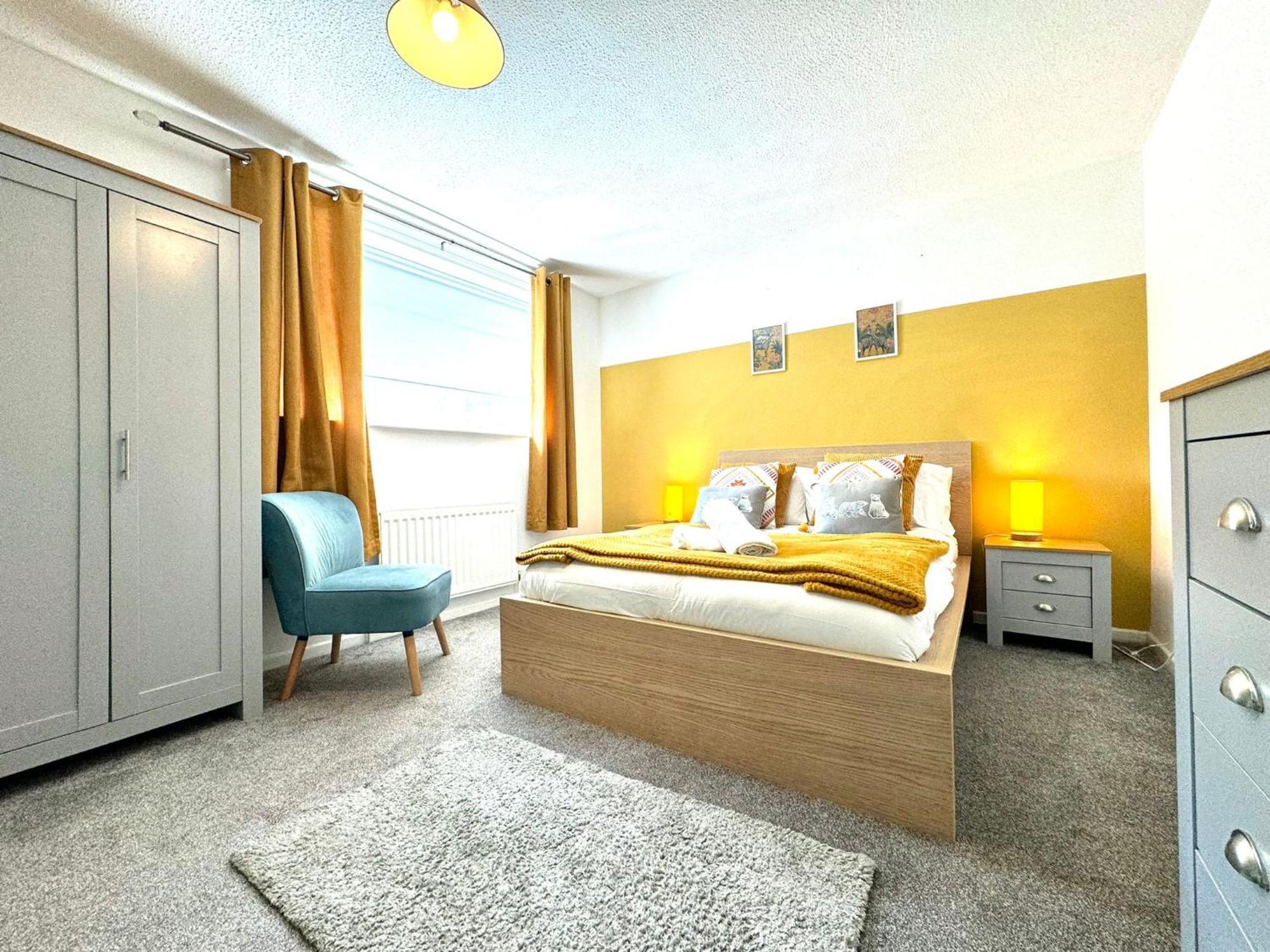 The Alnham, Large 3 Bed Apartment, Close To The City นิวคาสเซิล อะพอน ไทน์ ภายนอก รูปภาพ