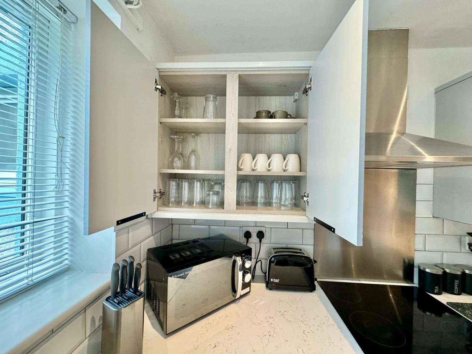 The Alnham, Large 3 Bed Apartment, Close To The City นิวคาสเซิล อะพอน ไทน์ ภายนอก รูปภาพ