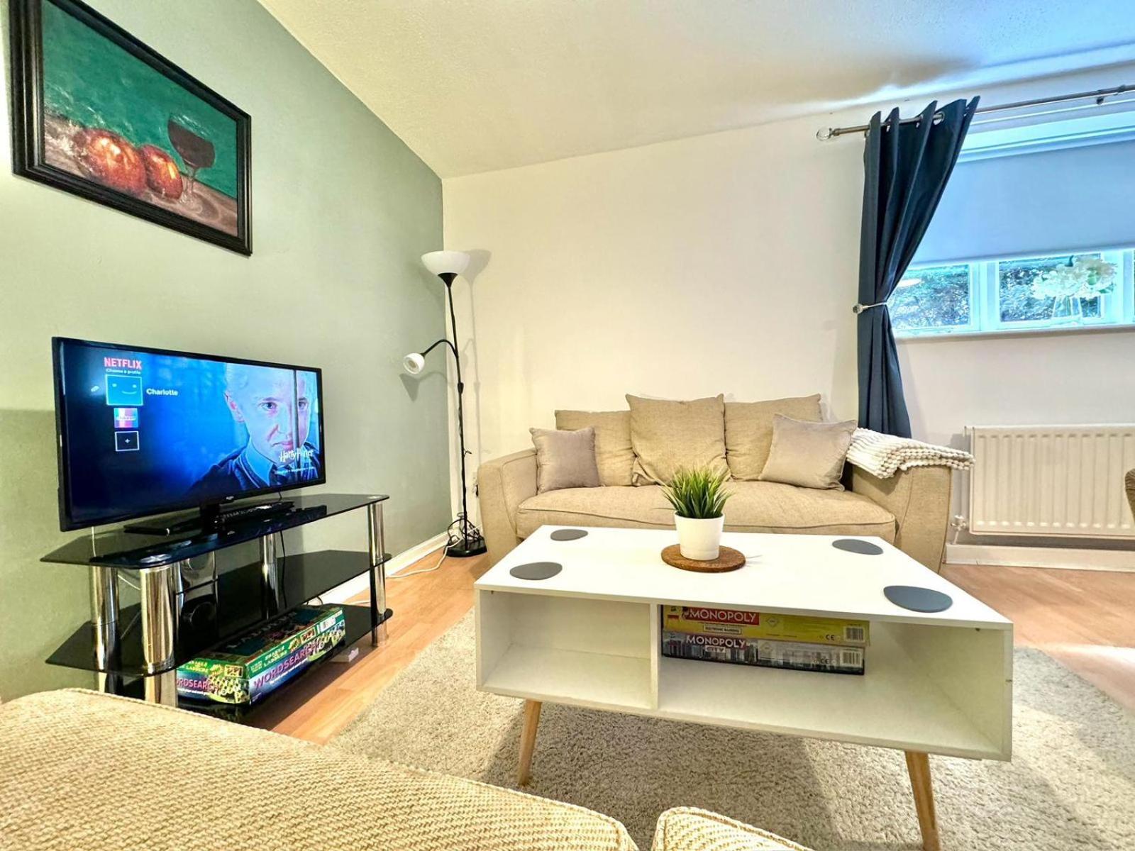 The Alnham, Large 3 Bed Apartment, Close To The City นิวคาสเซิล อะพอน ไทน์ ภายนอก รูปภาพ